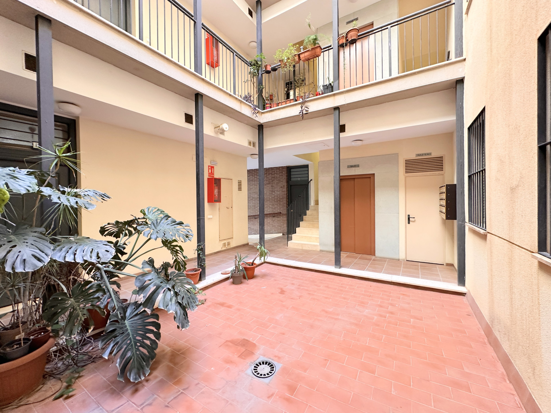 2 Bedroom Apartment in Málaga - Photo 9