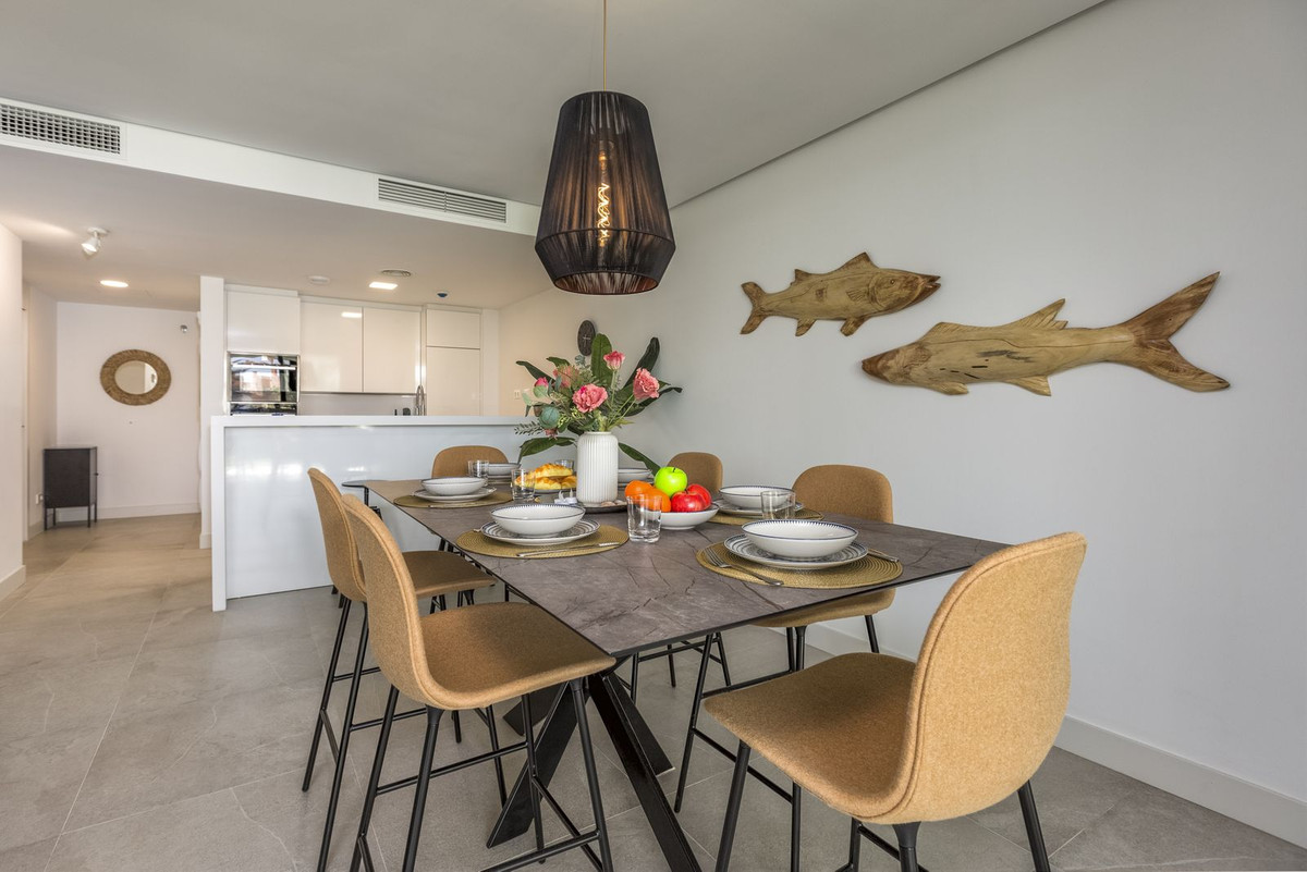 3 Bedroom Apartment in Marbella - Photo 7