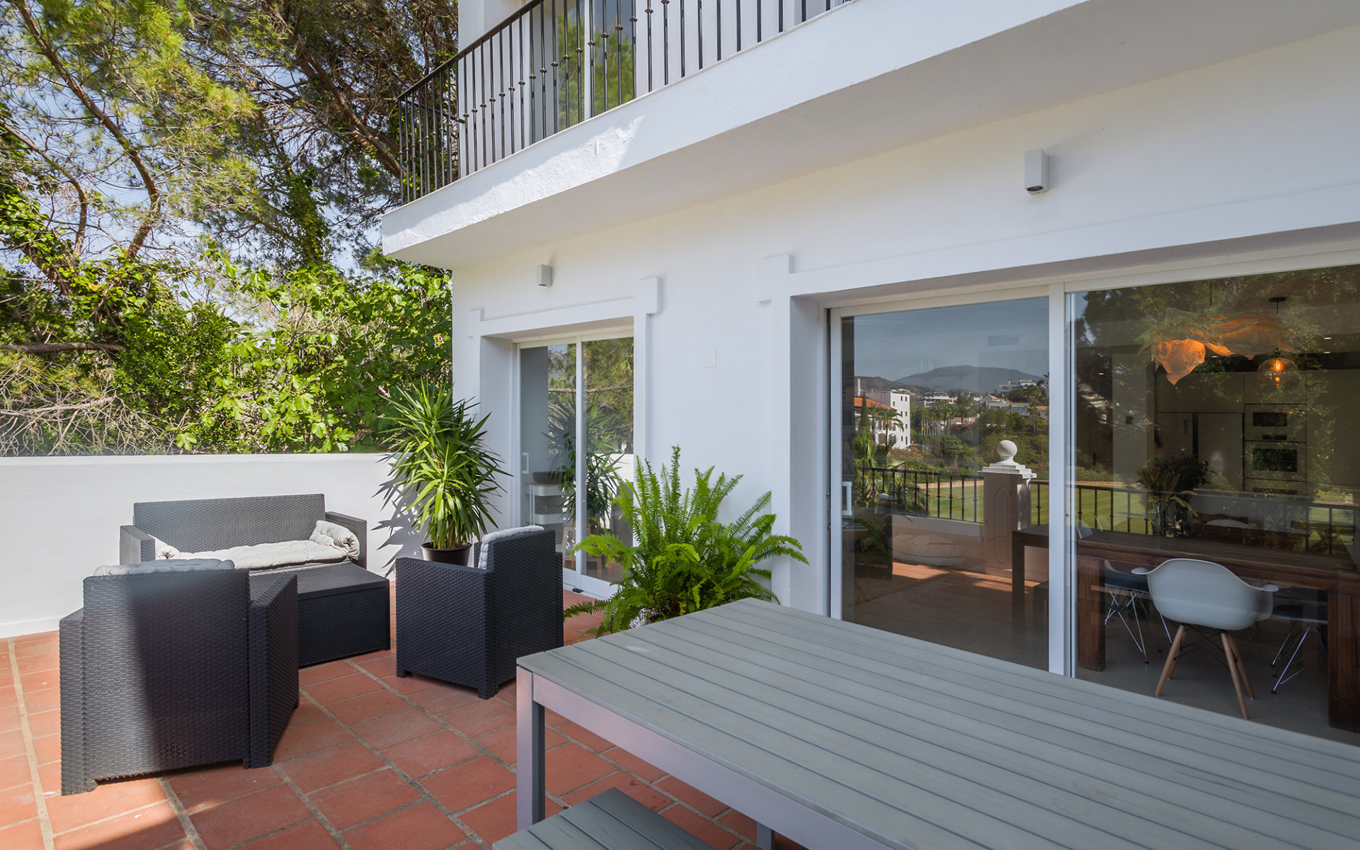 4 Bedroom Townhouse in Benahavís - Photo 20