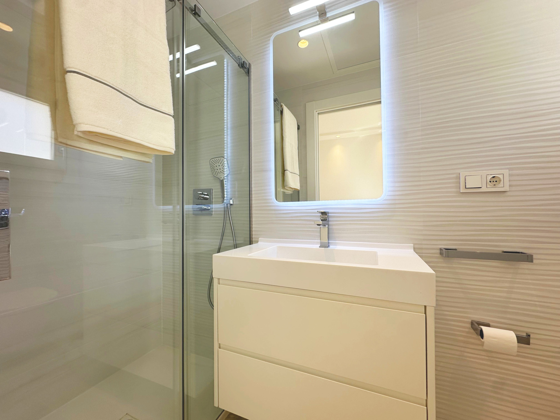 3 Bedroom Townhouse in Estepona - Foto 15