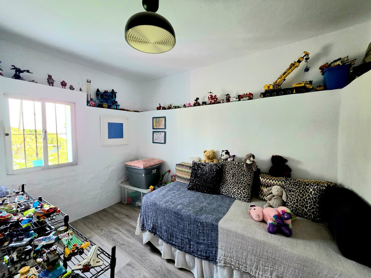 4 Bedroom Country house in Alhaurín el Grande - Photo 56