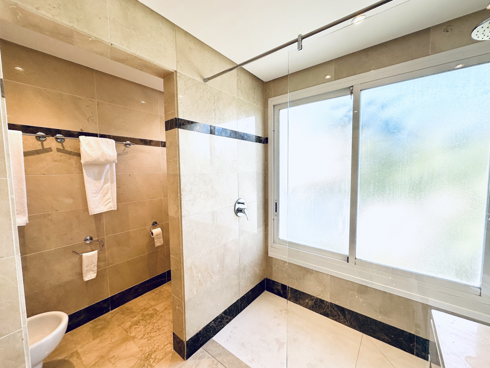 Apartamento com 3 quartos com piscina em Málaga, Espanha – Foto 20