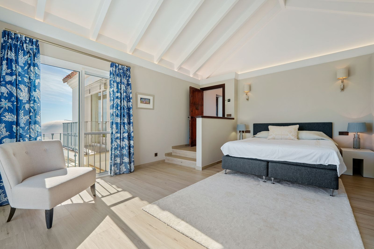 9 Bedroom Villa in Benahavís - Foto 50