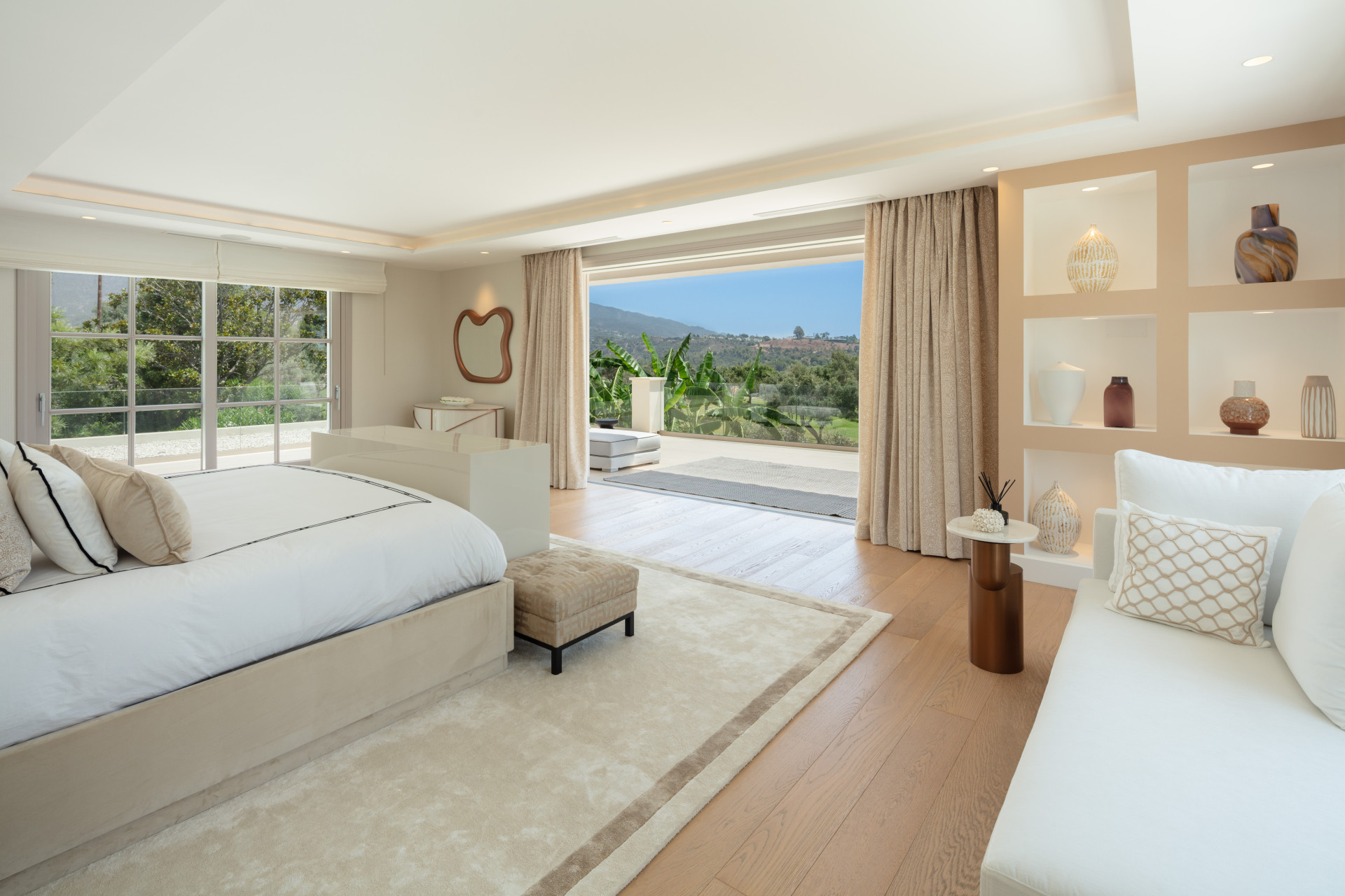 6 Bedroom Villa in Marbella - Photo 24