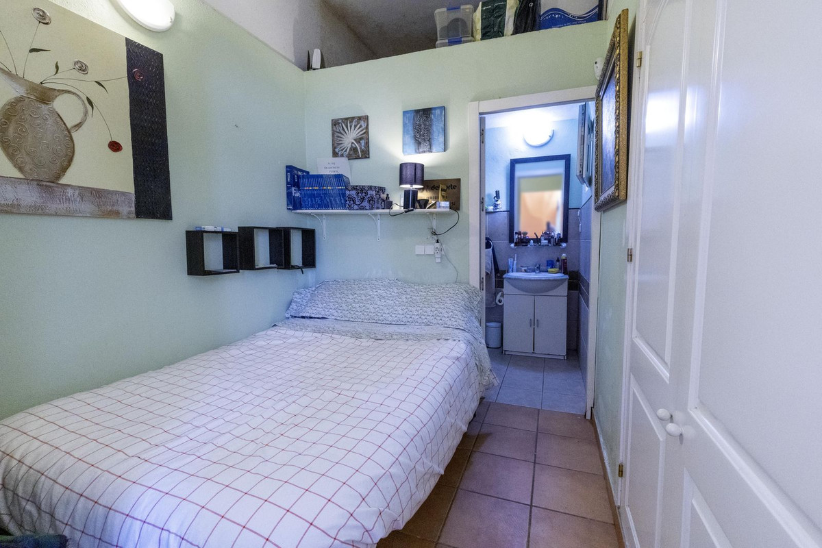 3 Bedroom Townhouse in Marbella - Photo 30