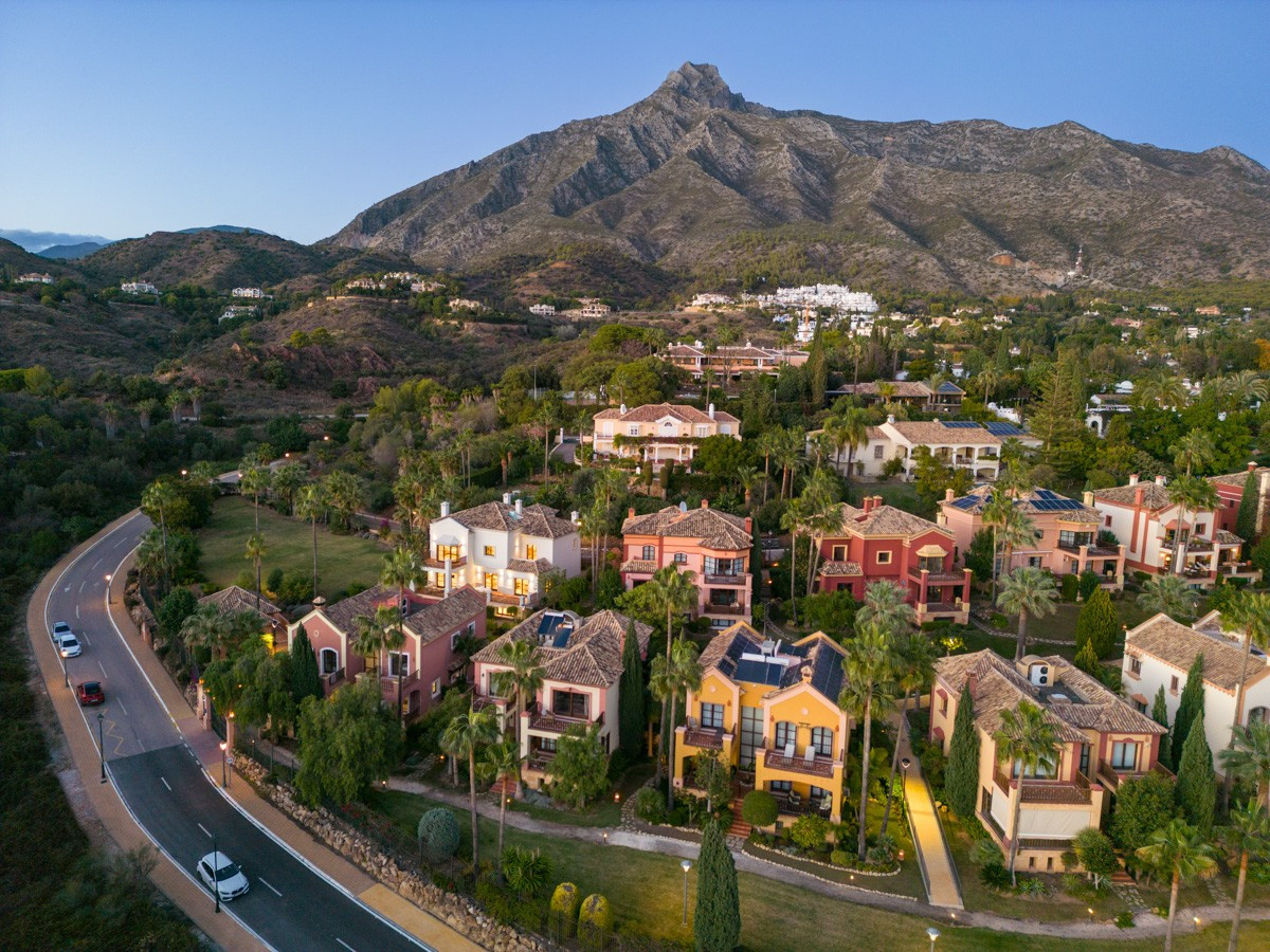 5 Bedroom Townhouse in Marbella - Photo 25