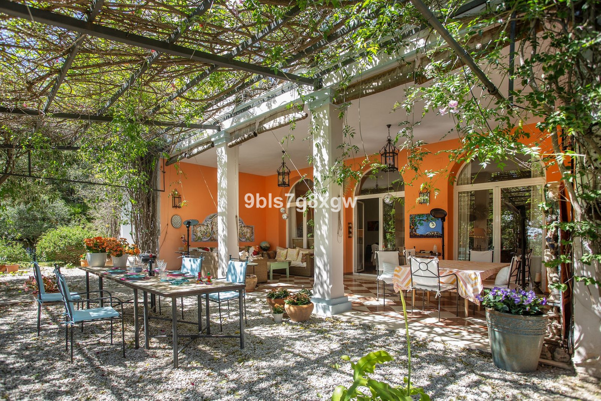9 Bedroom Country house in Gaucín - Photo 8