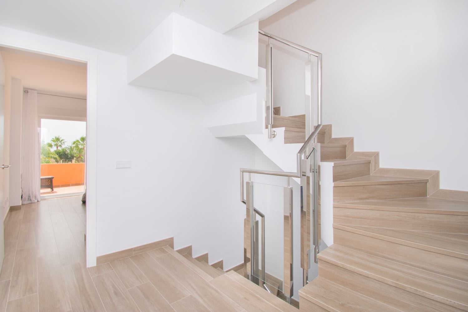 3 Bedroom Townhouse in Benahavís - Photo 10