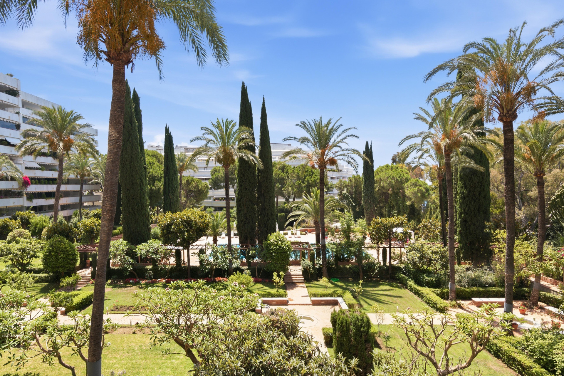 3 Bedroom Apartment in Marbella - Photo 21