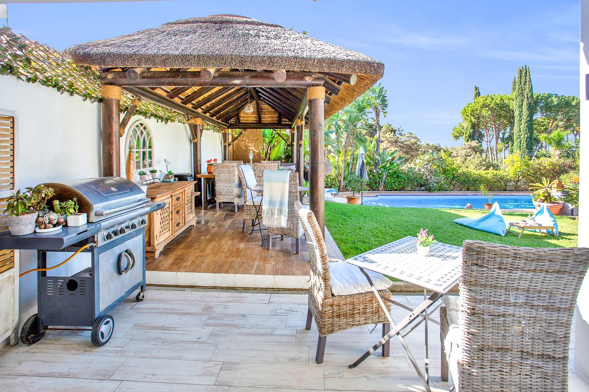 6 Bedroom Villa in Marbella - Photo 62