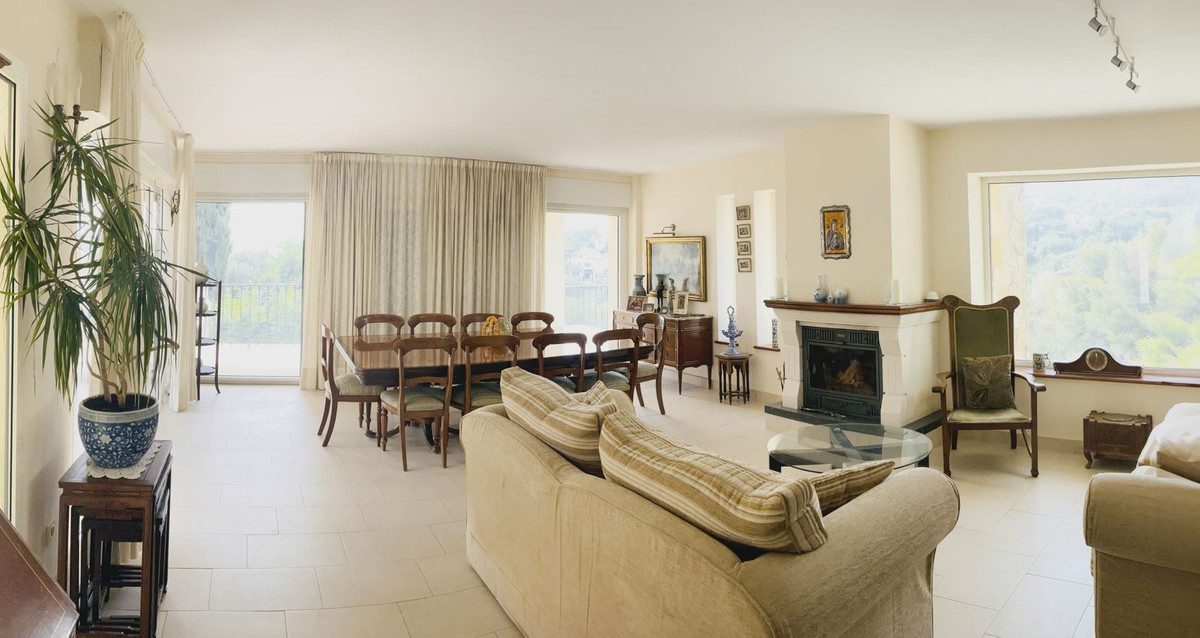 6 Bedroom Villa in Marbella - Photo 13
