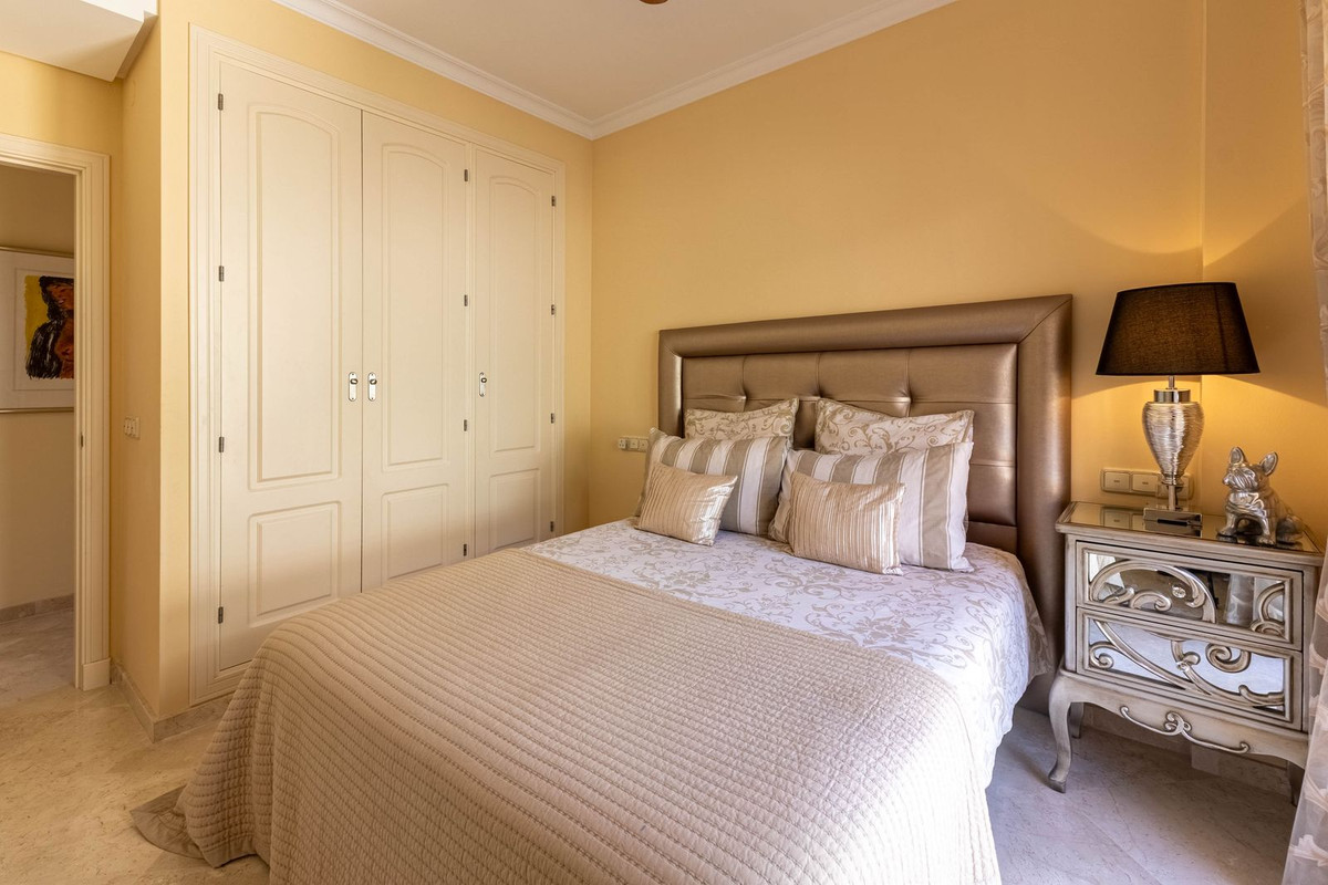 4 Bedroom Apartment in Marbella - Foto 26