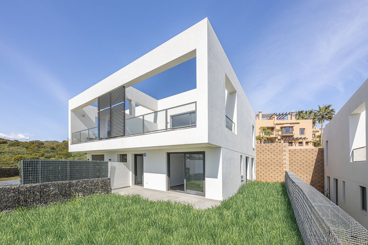 3 Bedroom Townhouse in Mijas - Photo 3
