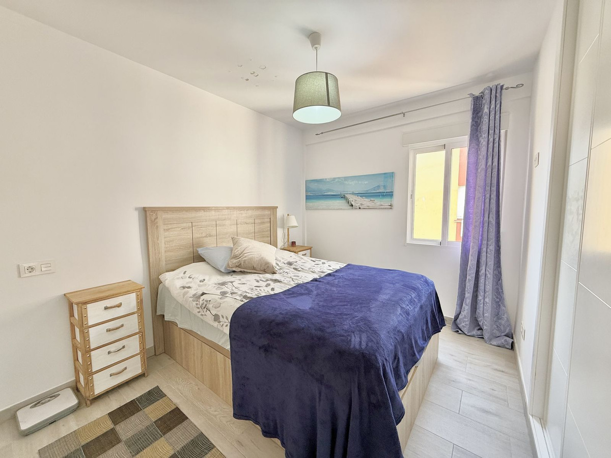 3 Bedroom Penthouse in Fuengirola - Photo 14