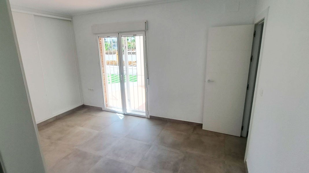 Moradia com 3 quartos com piscina em Alicante, Espanha – Foto 8