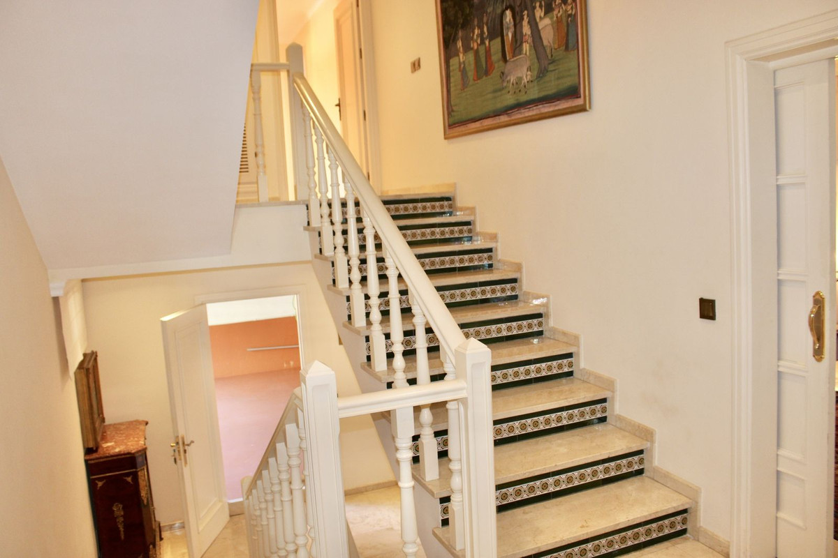6 Bedroom Villa in Marbella - Foto 11