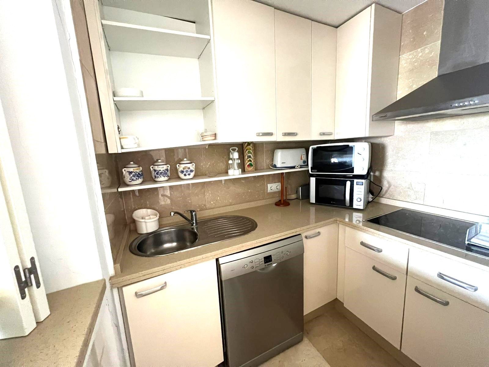 Apartment in Mijas - Photo 2