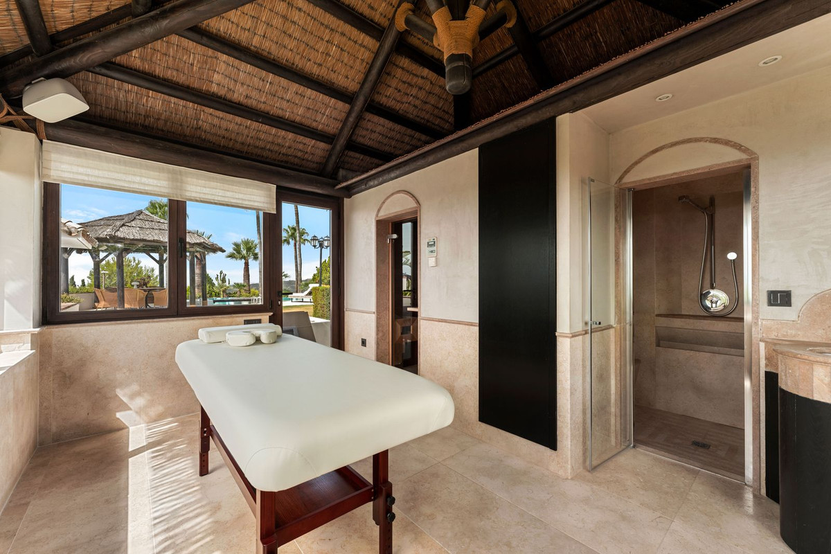 5 Bedroom Villa in Benahavís - Foto 66