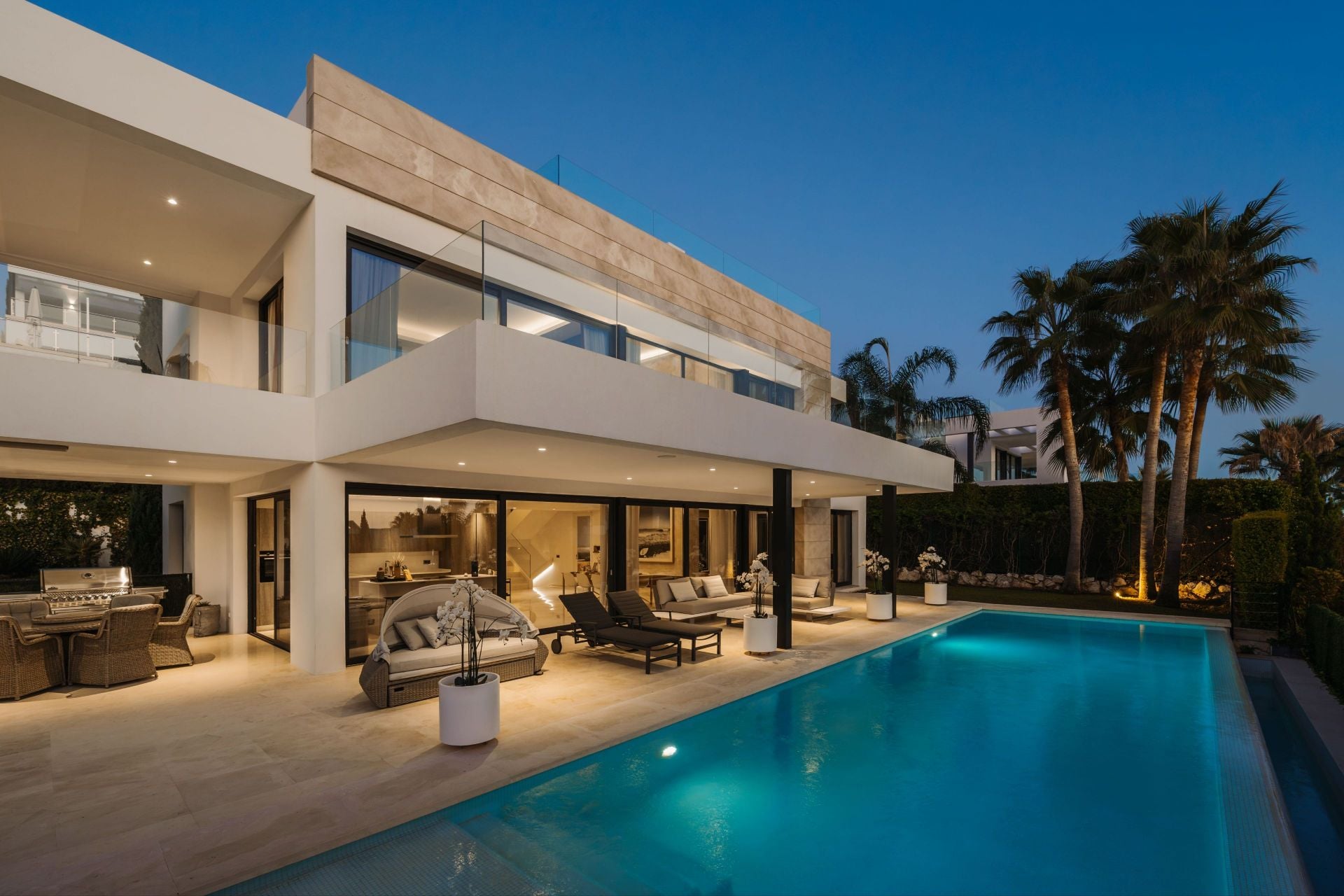 5 Bedroom Villa in Marbella - Photo 9