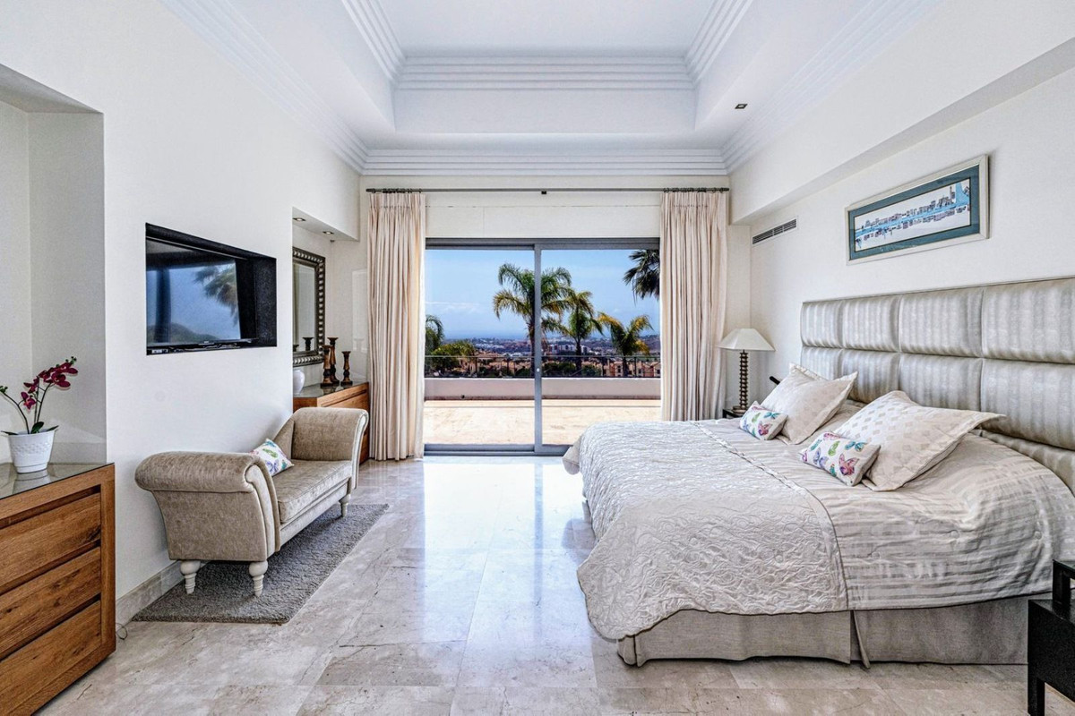 4 Bedroom Villa in Benahavís - Foto 15