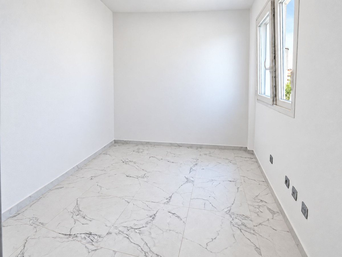 3 Bedroom Apartment in Marbella - Foto 15