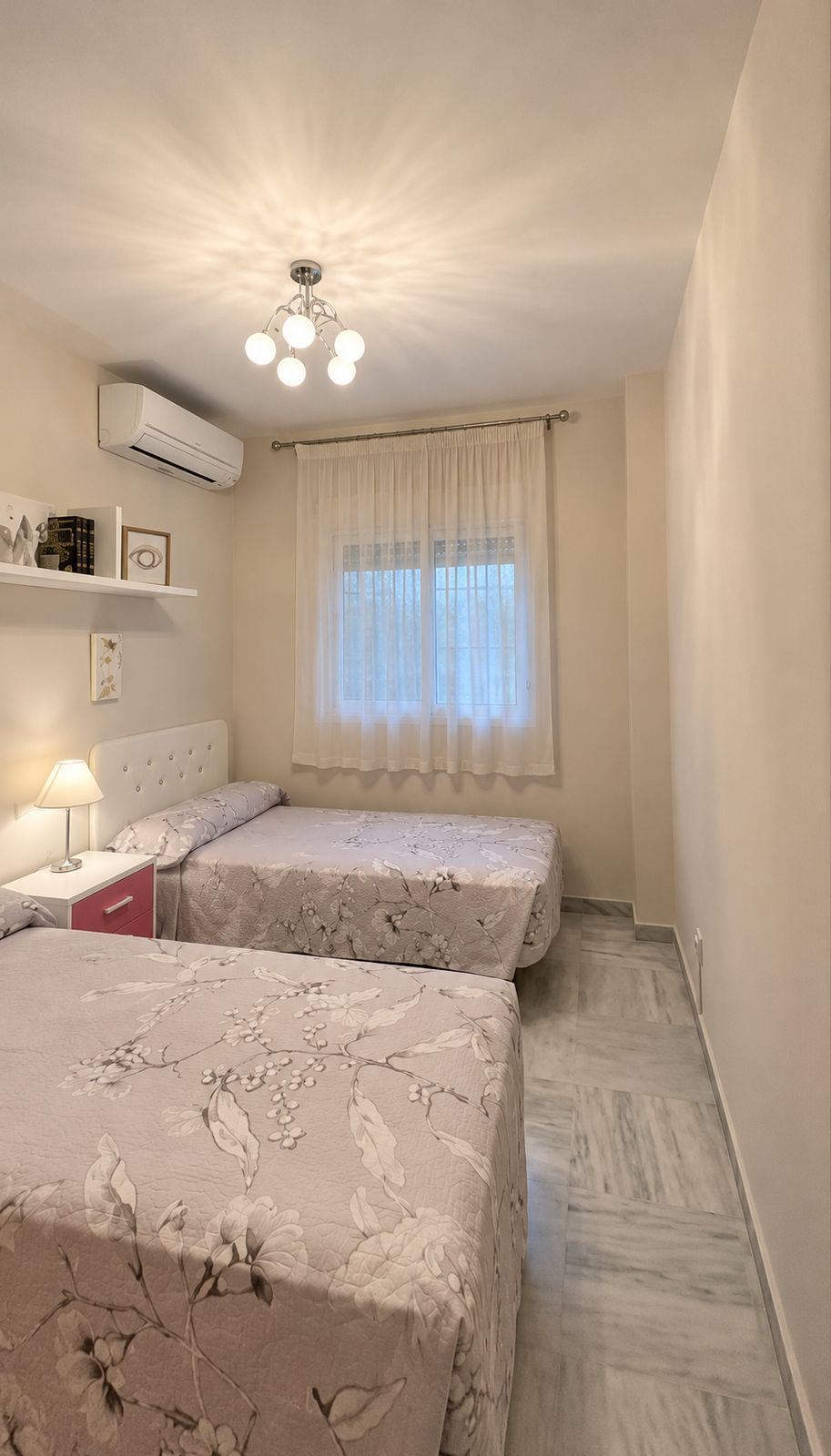 3 Bedroom Apartment in Benalmádena - Photo 10