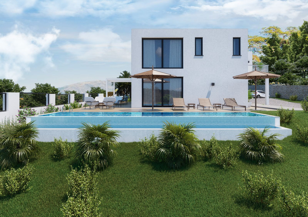 4 Bedroom Villa in Marbella - Photo 4