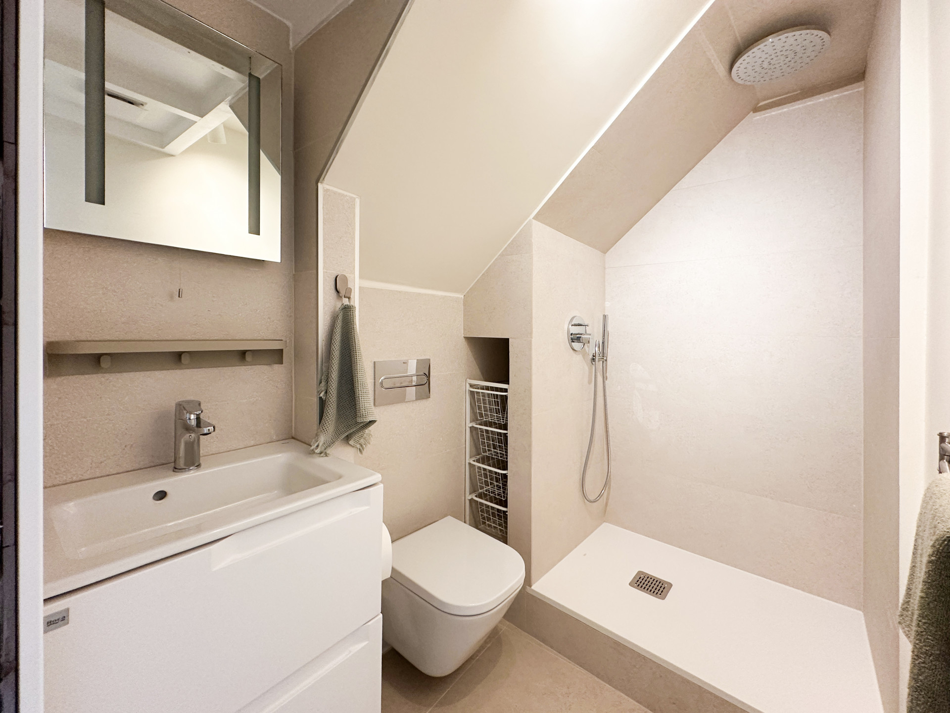 1 Bedroom Apartment in Estepona - Photo 9