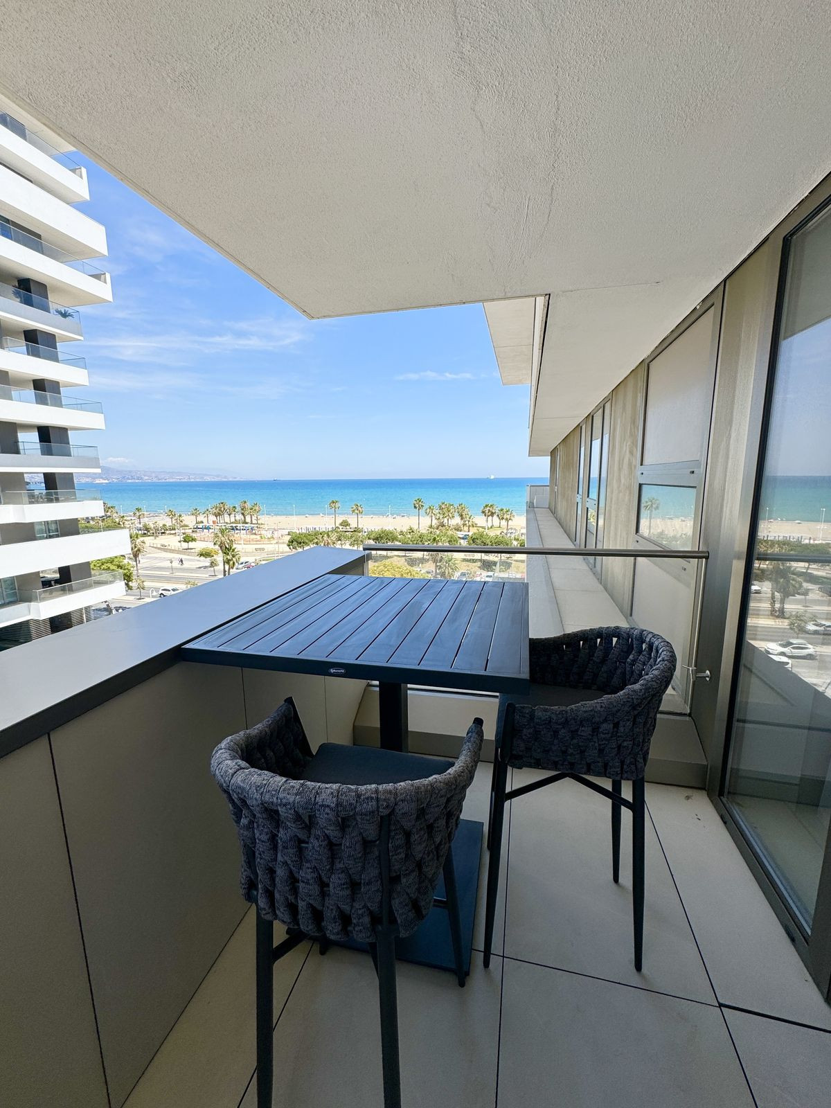 1 Bedroom Apartment in Málaga - Photo 9