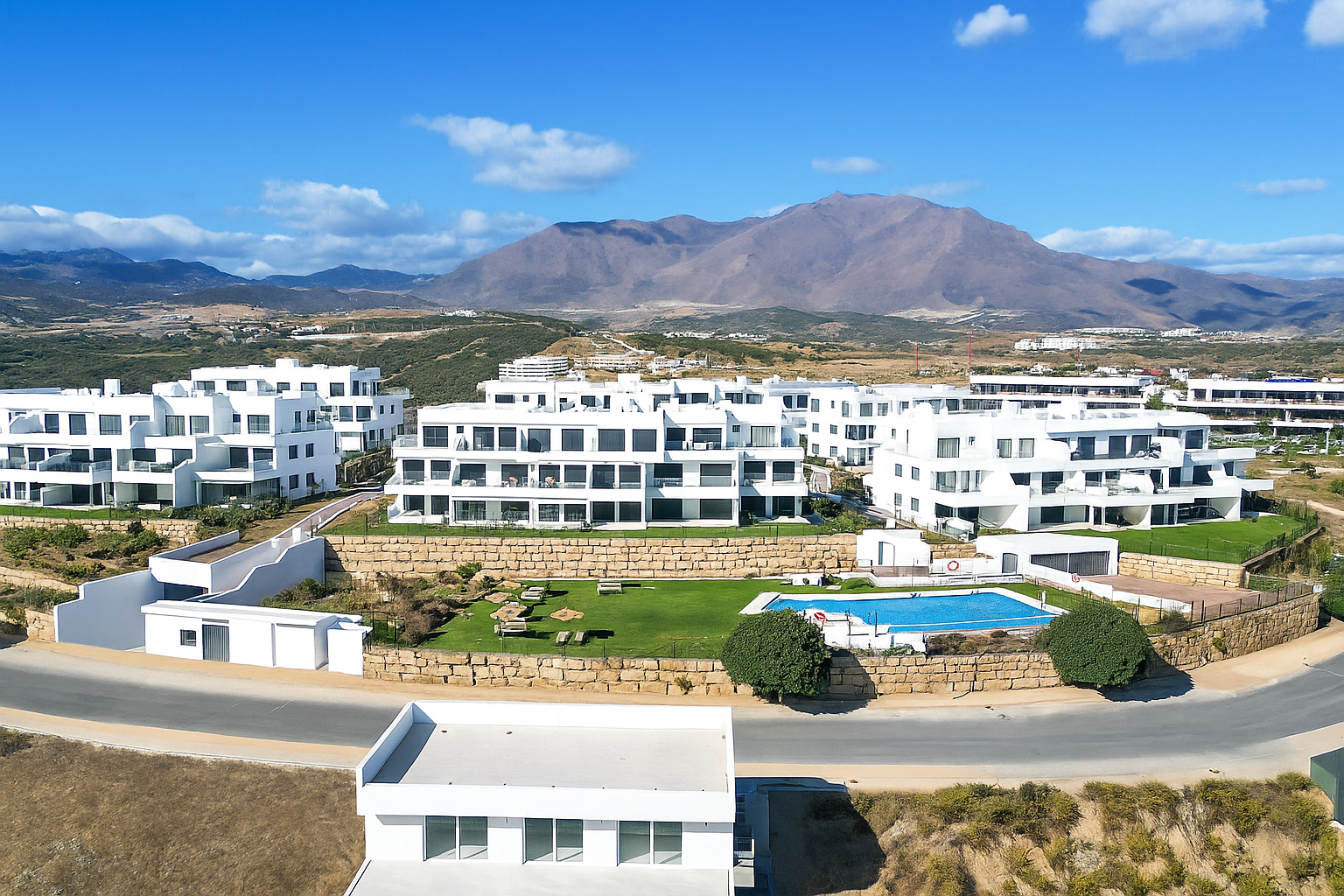3 Bedroom Apartment in Estepona