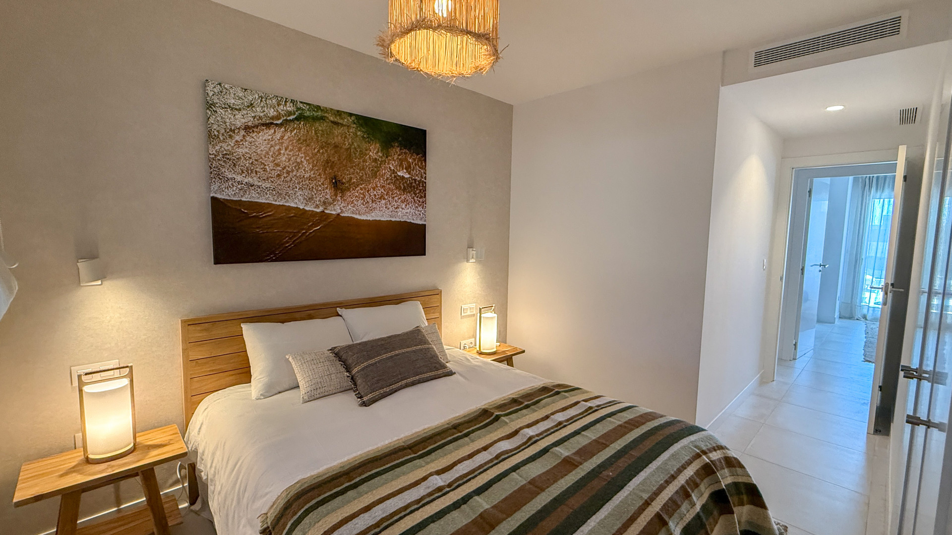 3 Bedroom Apartment in Estepona - Photo 11