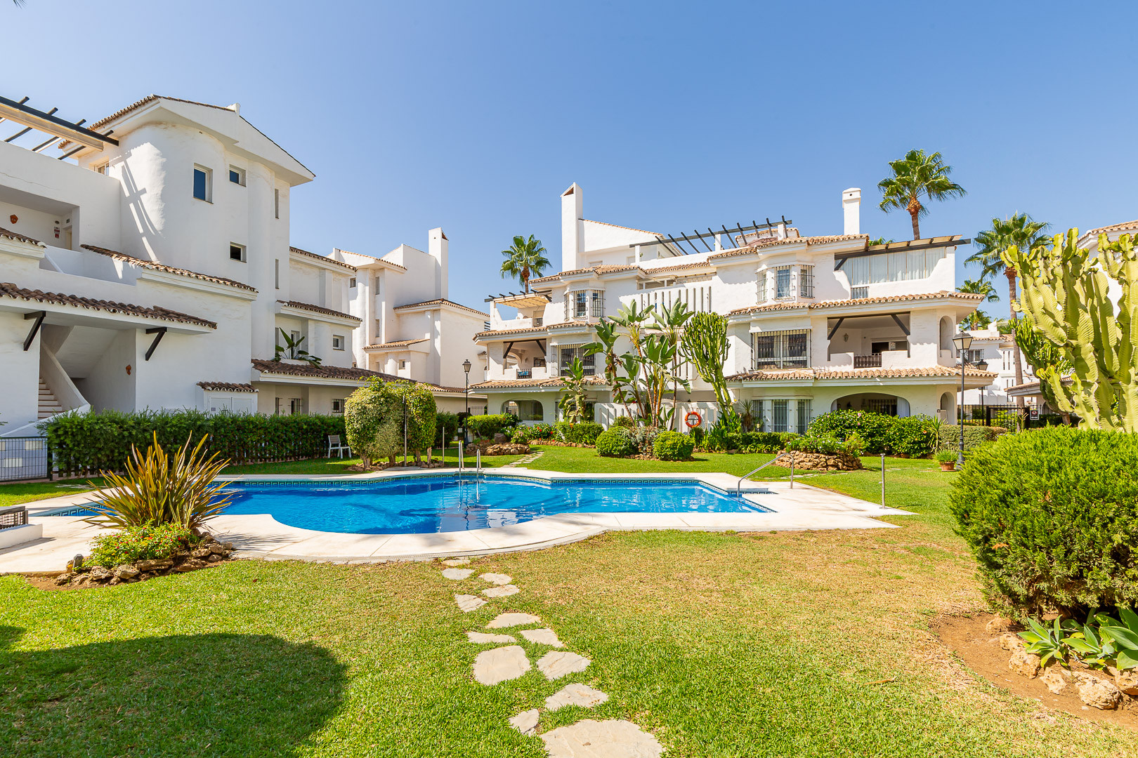 Apartment in Nueva Andalucia