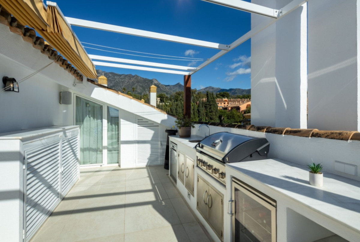 Apartamento com 5 quartos com piscina em Málaga, Espanha – Foto 12