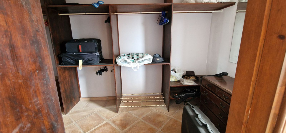 5 Bedroom Villa in Manilva - Photo 22