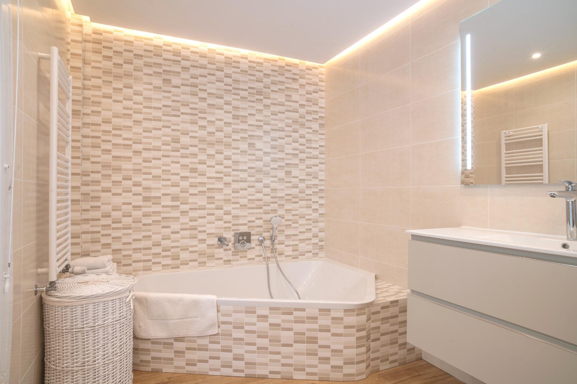 6 Bedroom Villa in Mijas - Photo 30