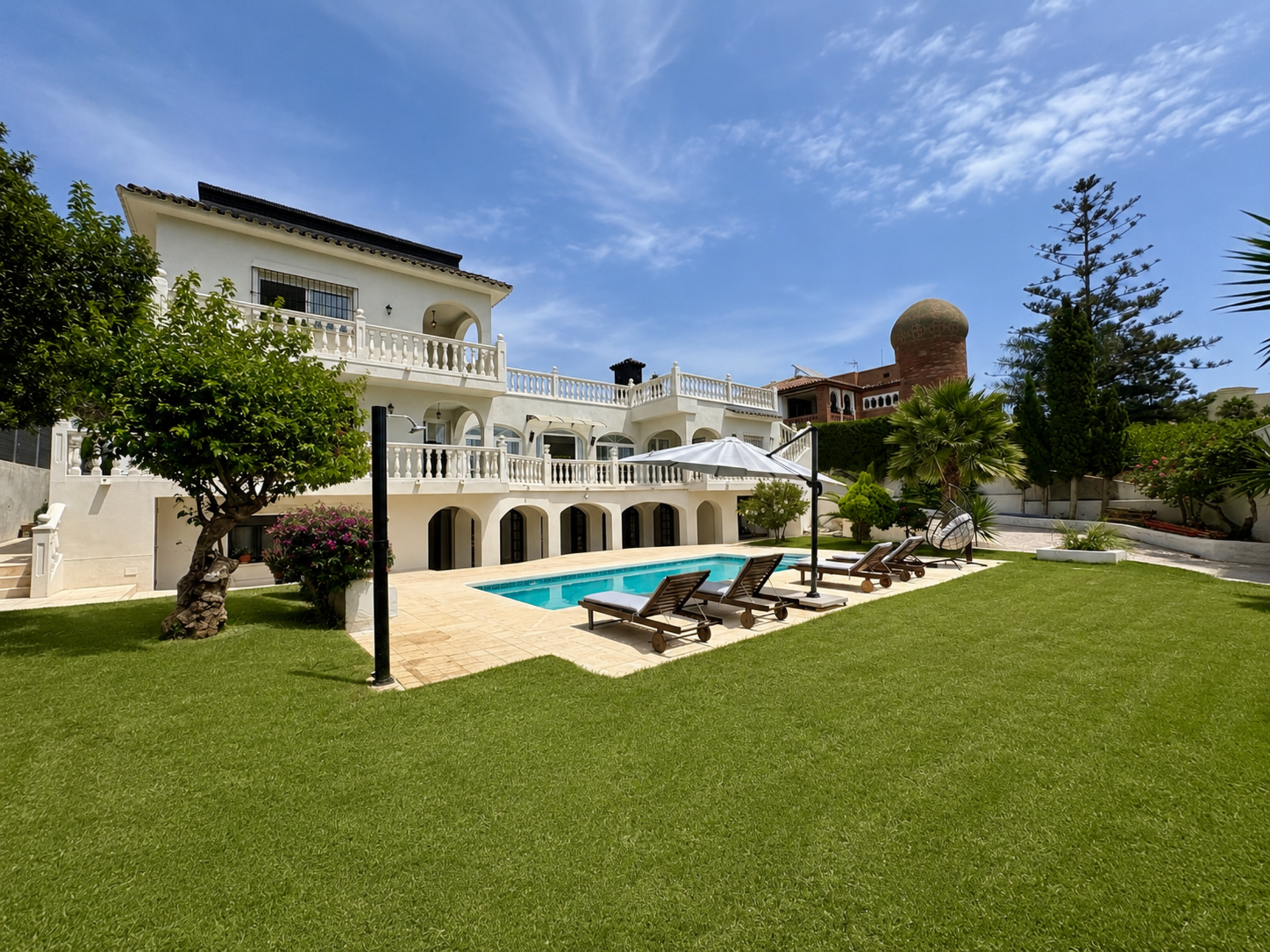 7 Bedroom Villa in Mijas - Photo 3