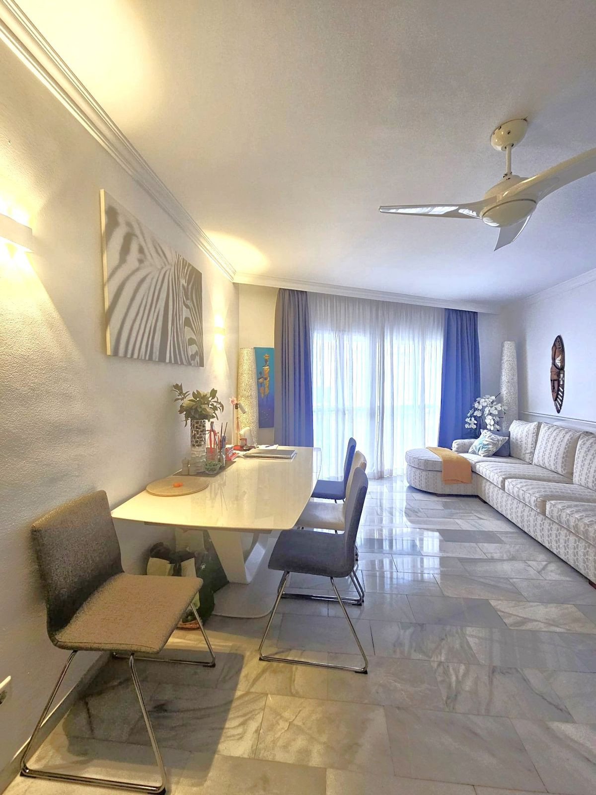 2 Bedroom Apartment in San Pedro de Alcántara - Photo 2