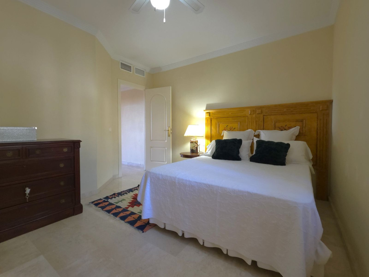 2 Bedroom Apartment in Marbella - Photo 18
