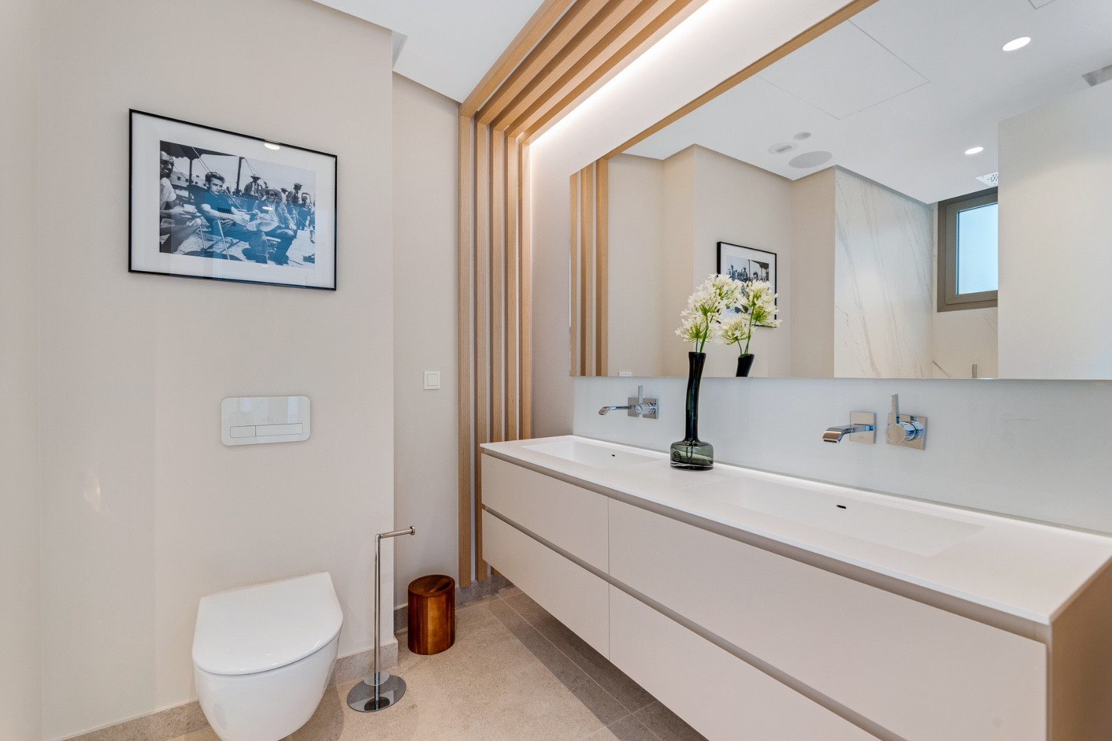 2 Bedroom Apartment in Benahavís - Photo 9
