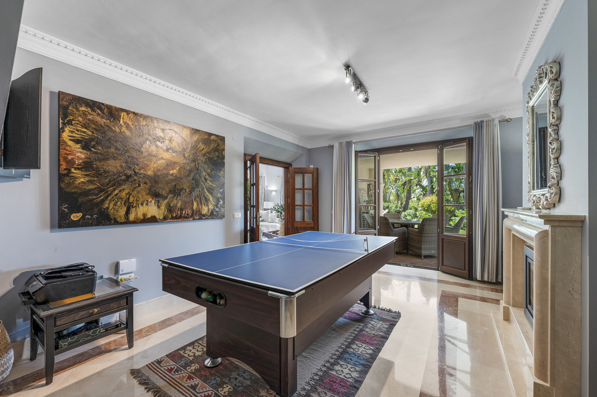 4 Bedroom Villa in Estepona - Foto 13