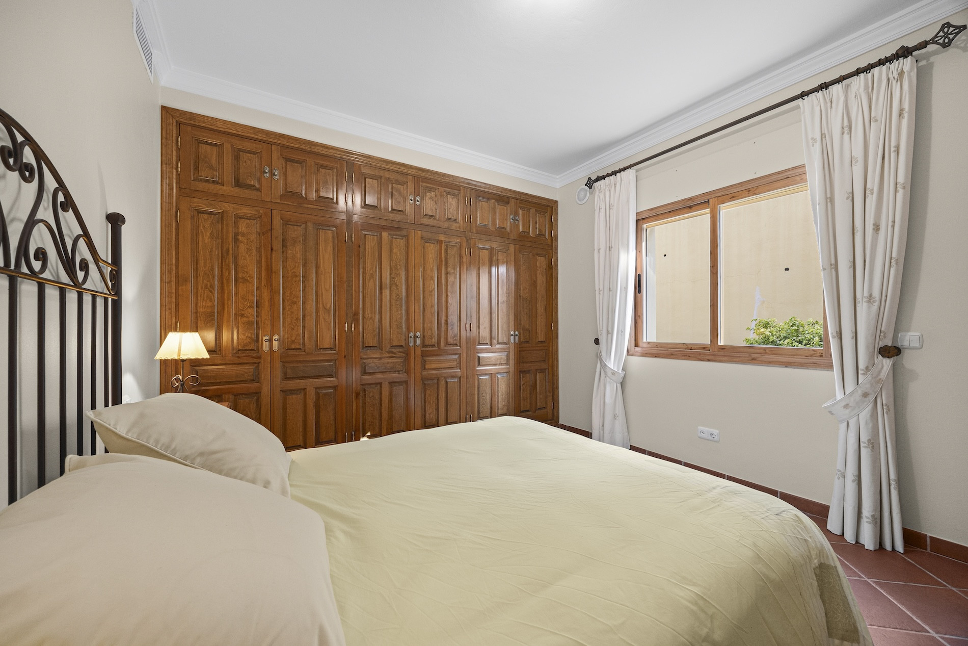 5 Bedroom Villa in Benahavís - Foto 11