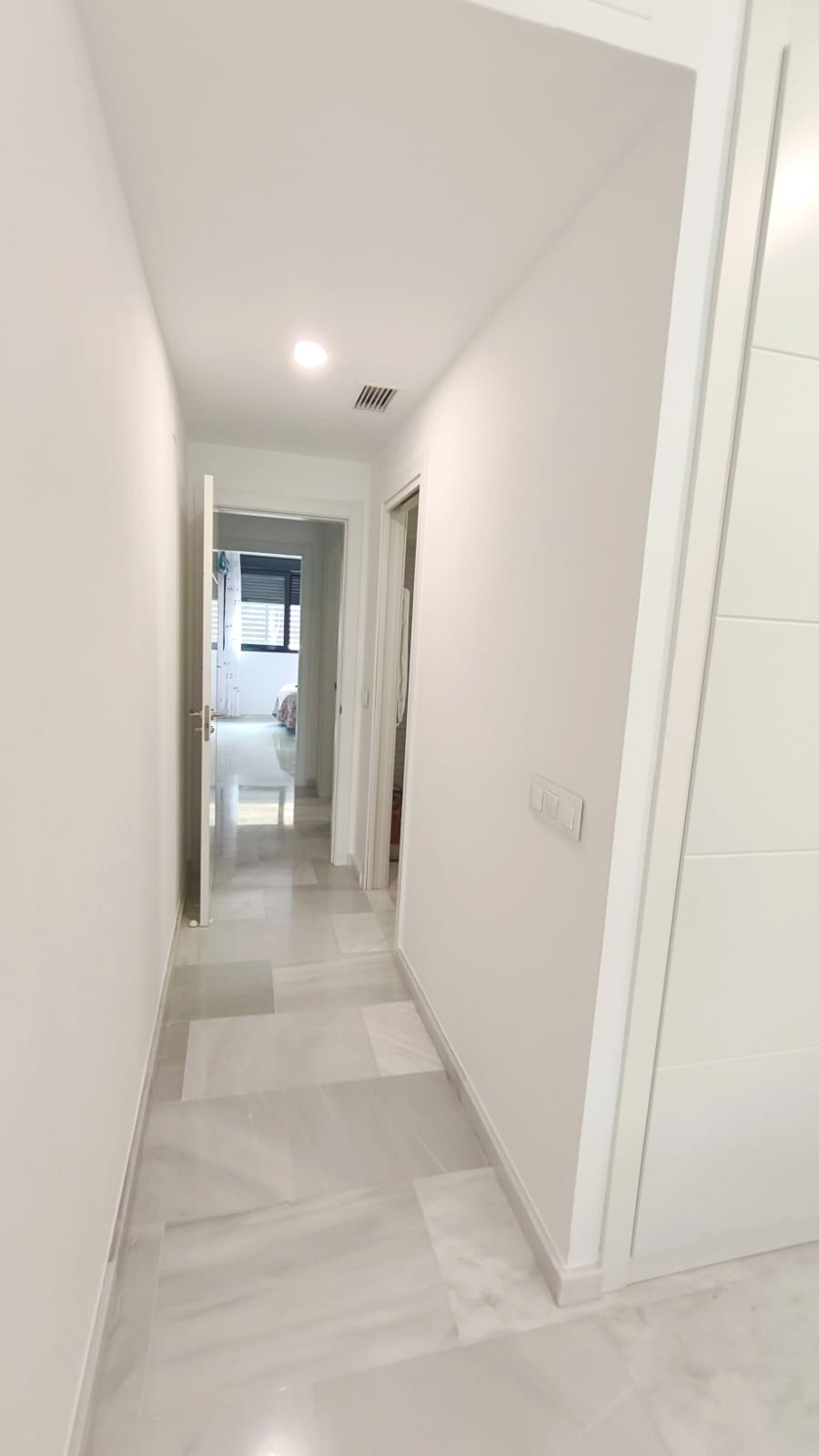3 Bedroom Apartment in Marbella - Photo 19