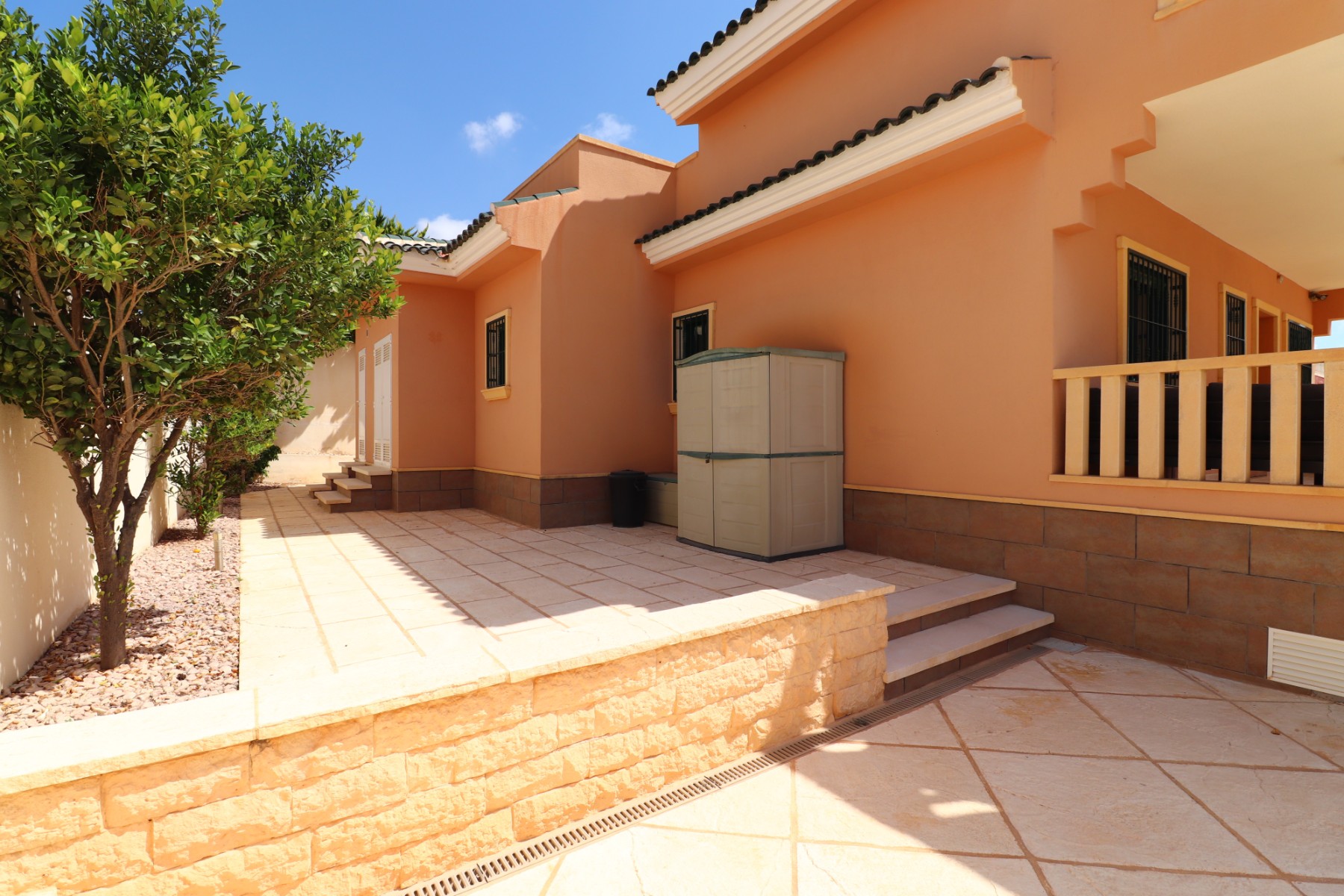 Moradia com 4 quartos com piscina em Alicante, Espanha – Foto 22