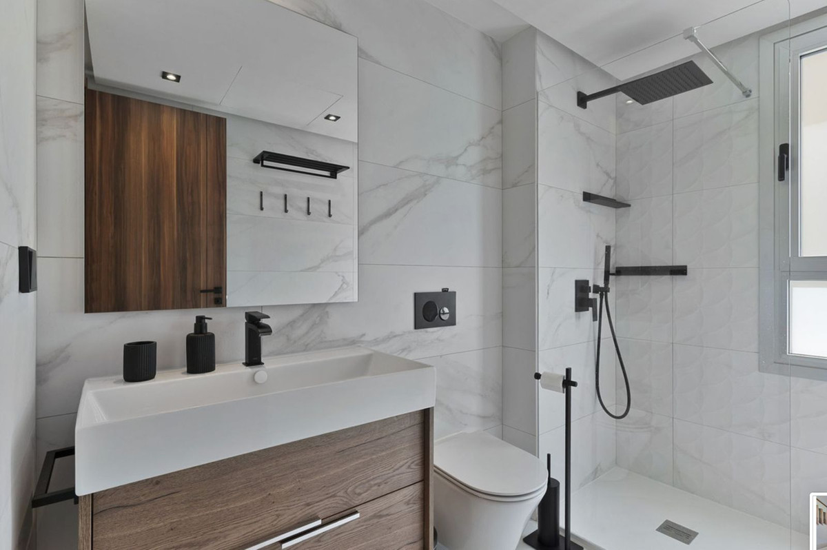 3 Bedroom Apartment in San Pedro de Alcántara - Photo 13