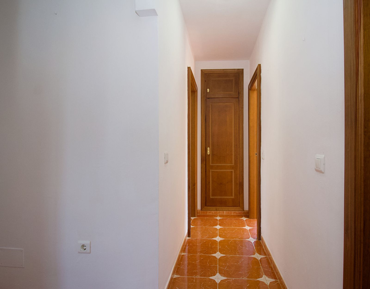 3 Bedroom Villa in Coín - Photo 28