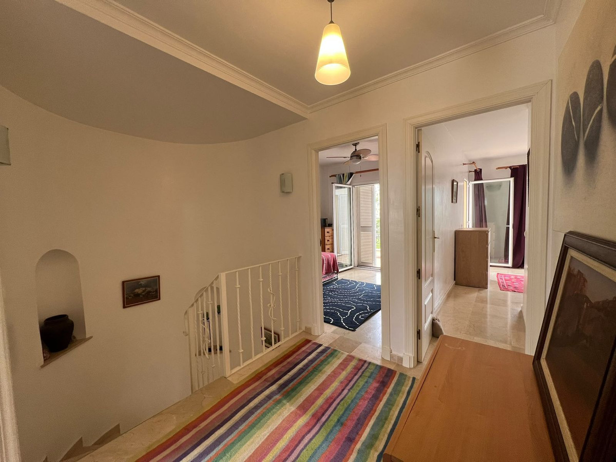 3 Bedroom Villa in La Alcaidesa - Photo 23