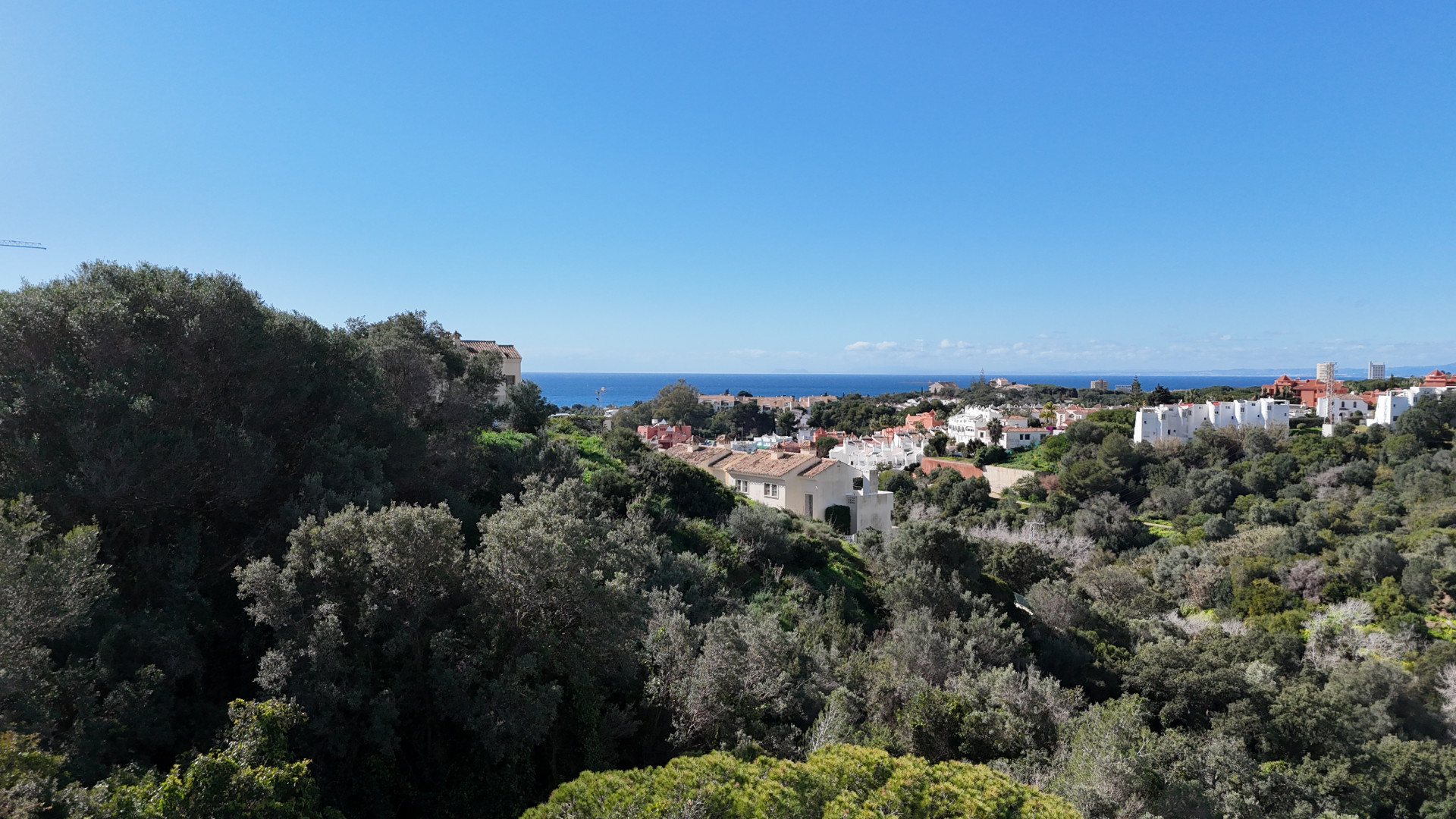 5 Bedroom Villa in Marbella - Photo 14