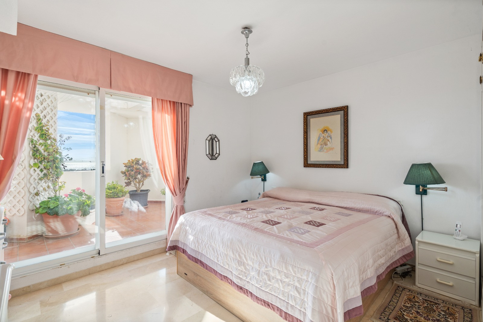 3 Bedroom Penthouse in San Pedro de Alcántara - Photo 13