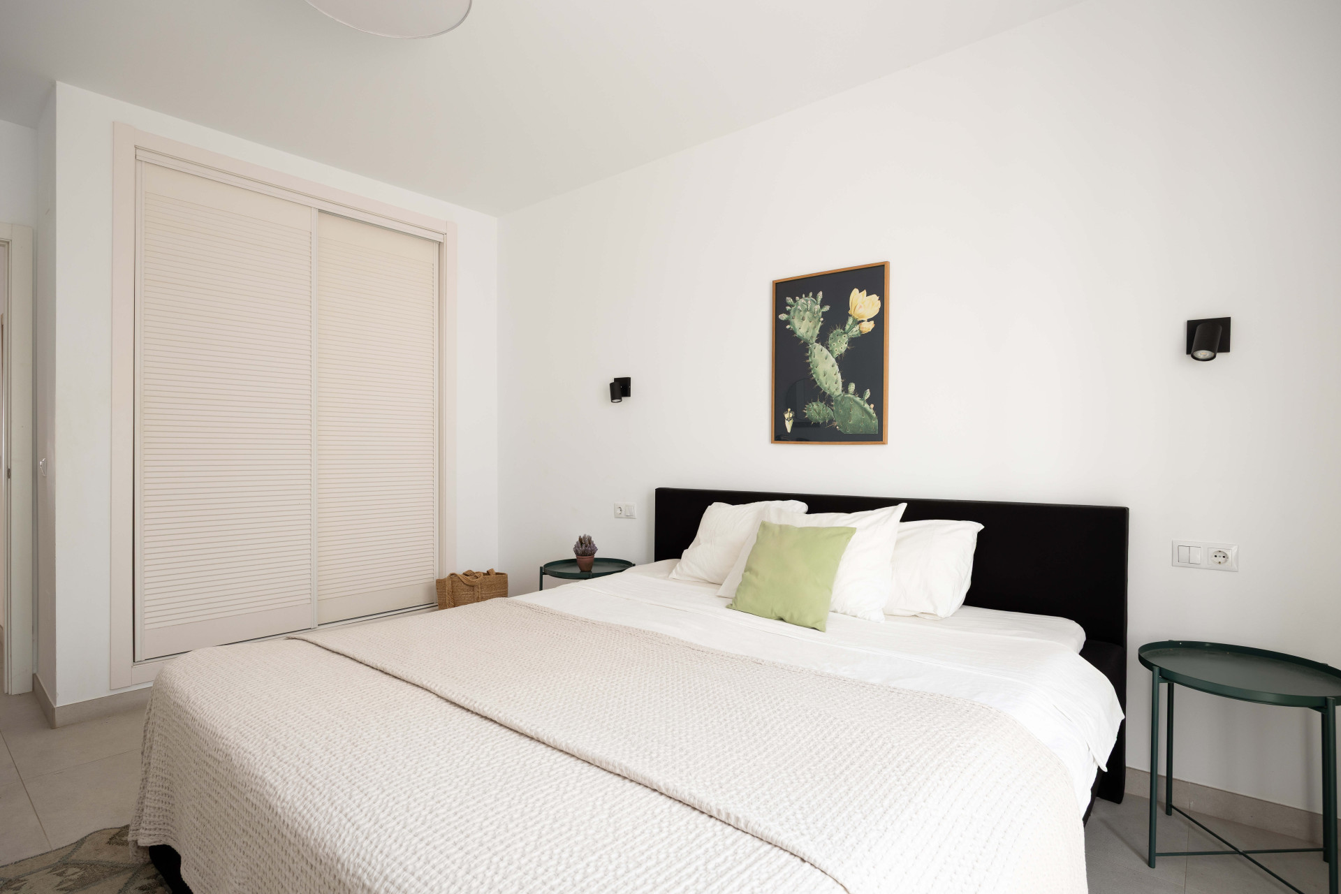 3 Bedroom Apartment in Marbella - Photo 11