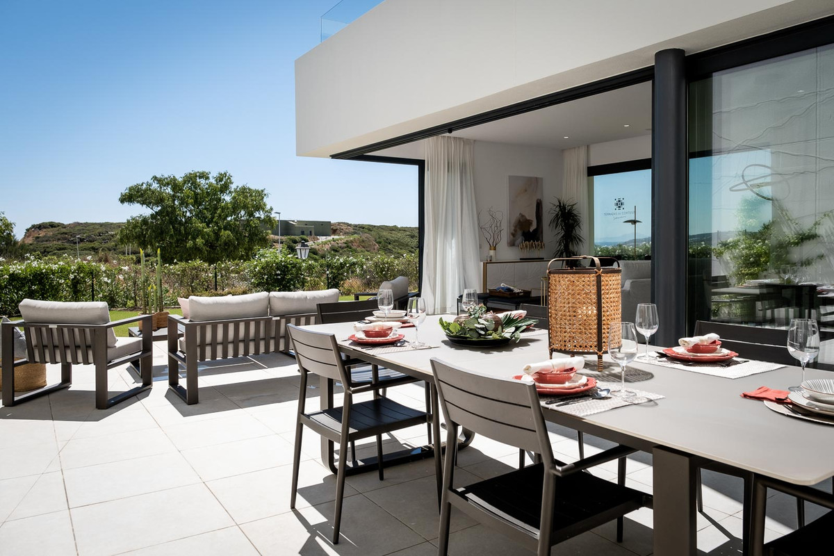 4 Bedroom Villa in Casares - Photo 2